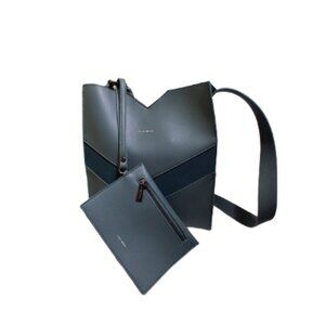 Pixie Mood Emily Tote With Wristlet